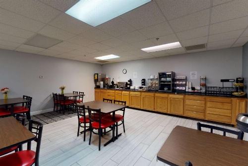 Ramada by Wyndham Strasburg image 28