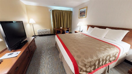 Ramada by Wyndham Strasburg image 37